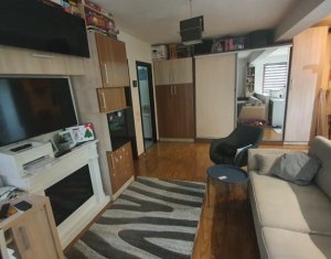 Lakás 2 szobák eladó on Floresti