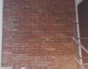 Appartement 3 chambres à vendre dans Baciu, zone Centru