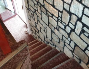 Ház 4 szobák eladó on Feleacu