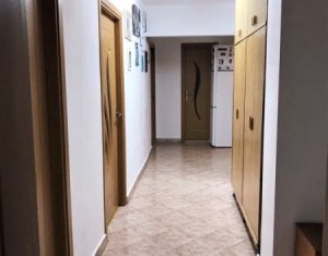 Lakás 4 szobák eladó on Cluj-napoca, Zóna Manastur