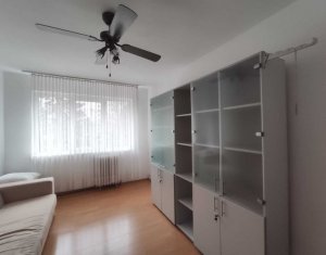 Lakás 4 szobák eladó on Cluj-napoca, Zóna Manastur