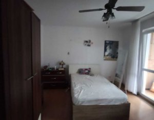 Lakás 4 szobák eladó on Cluj-napoca, Zóna Manastur