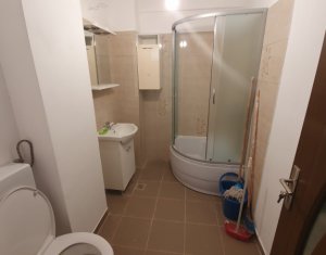 Lakás 2 szobák eladó on Floresti