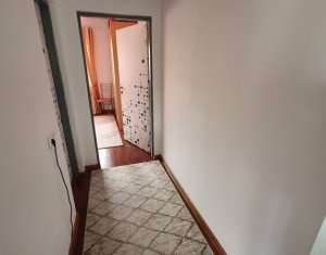 Lakás 2 szobák eladó on Floresti