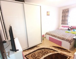 Lakás 3 szobák eladó on Floresti