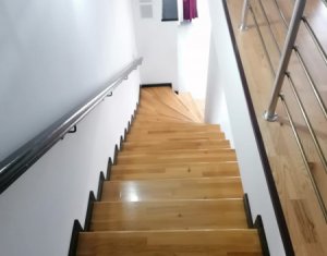 Ház 8 szobák eladó on Cluj-napoca