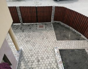 Ház 8 szobák eladó on Cluj-napoca