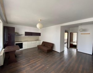 Lakás 3 szobák eladó on Floresti