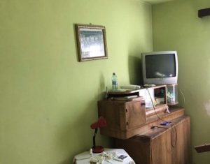 Lakás 4 szobák eladó on Cluj-napoca, Zóna Manastur