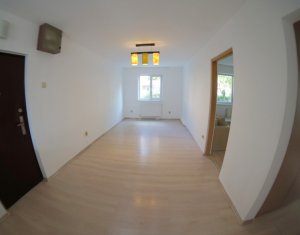 Lakás 3 szobák eladó on Cluj-napoca, Zóna Manastur