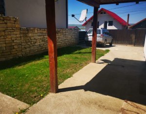 Ház 4 szobák eladó on Sannicoara