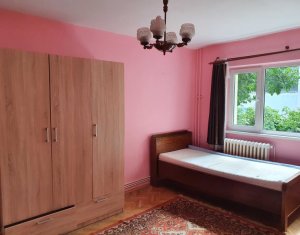 Lakás 3 szobák eladó on Cluj-napoca, Zóna Manastur