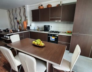 Lakás 2 szobák eladó on Floresti