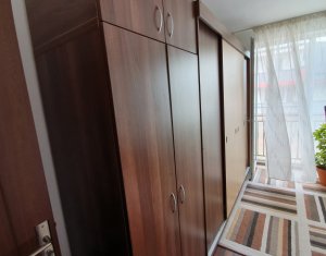 Lakás 2 szobák eladó on Floresti