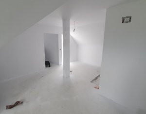 Lakás 2 szobák eladó on Floresti