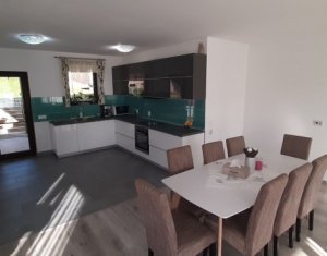 Maison 3 chambres à vendre dans Salicea, zone Centru