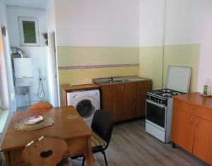 Maison 5 chambres à vendre dans Cluj-napoca, zone Marasti