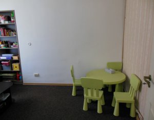 Maison 5 chambres à vendre dans Cluj-napoca, zone Marasti