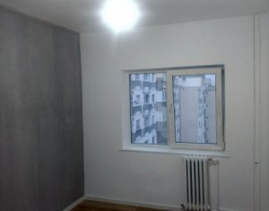 Appartement 3 chambres à vendre dans Cluj-napoca, zone Manastur