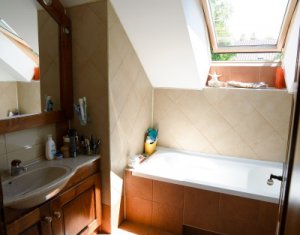 Maison 6 chambres à vendre dans Cluj-napoca, zone Faget