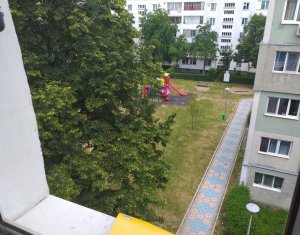 Appartement 4 chambres à vendre dans Cluj-napoca, zone Manastur