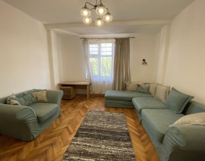 Appartement 4 chambres à louer dans Cluj-napoca, zone Centru