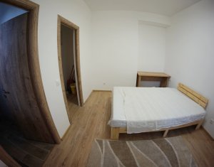 Appartement 4 chambres à louer dans Cluj-napoca, zone Centru