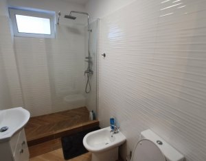 Lakás 4 szobák eladó on Floresti