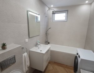 Lakás 4 szobák eladó on Floresti