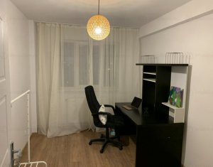 Lakás 4 szobák eladó on Cluj-napoca, Zóna Manastur