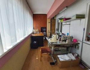 Appartement 3 chambres à louer dans Cluj-napoca, zone Marasti