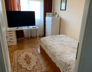 Appartement 4 chambres à vendre dans Cluj-napoca, zone Manastur