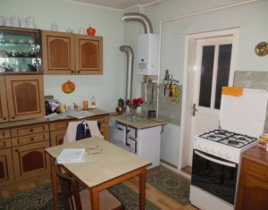 Ház 5 szobák eladó on Dej, Zóna Centru