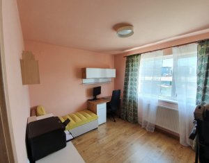 Lakás 3 szobák eladó on Floresti