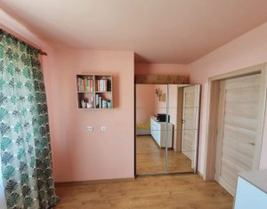 Lakás 3 szobák eladó on Floresti