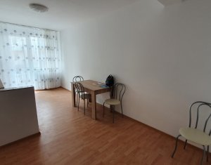 Lakás 2 szobák eladó on Floresti