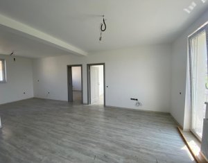 Lakás 3 szobák eladó on Floresti