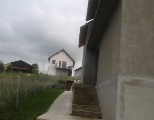 Ház 4 szobák eladó on Campenesti