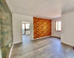 Lakás 3 szobák eladó on Floresti