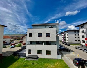 Lakás 3 szobák eladó on Floresti