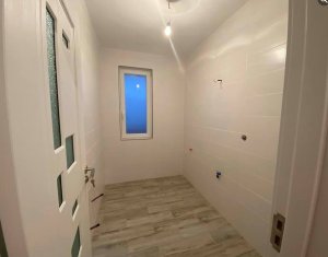 Lakás 3 szobák eladó on Floresti