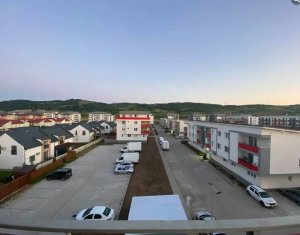 Lakás 3 szobák eladó on Floresti