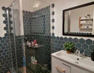 Appartement 3 chambres à vendre dans Floresti