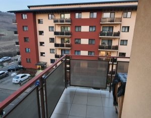 Lakás 2 szobák eladó on Floresti