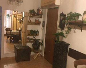 Appartement 4 chambres à vendre dans Cluj-napoca, zone Manastur