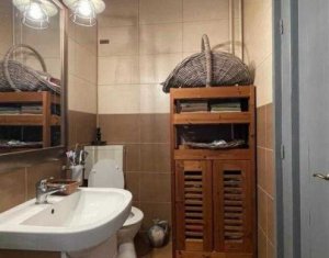 Appartement 4 chambres à vendre dans Cluj-napoca, zone Manastur