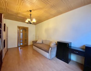 Appartement 3 chambres à louer dans Cluj-napoca, zone Marasti