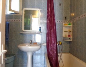 Ház 3 szobák eladó on Sannicoara