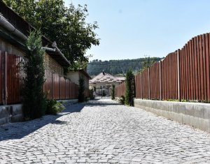 Ház 4 szobák eladó on Baciu, Zóna Centru