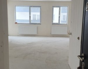 Lakás 2 szobák eladó on Floresti